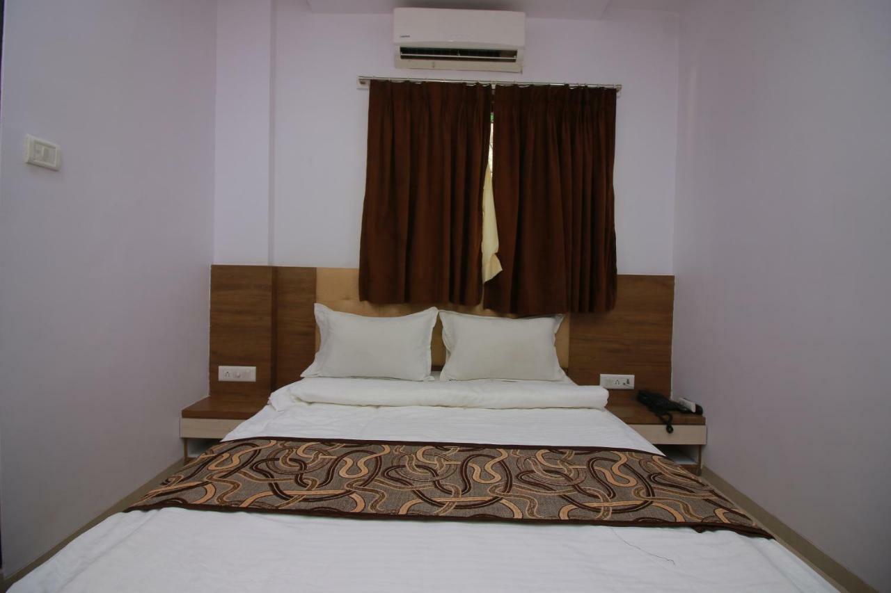 Hotel Apex Νάβι Μουμπάι Εξωτερικό φωτογραφία